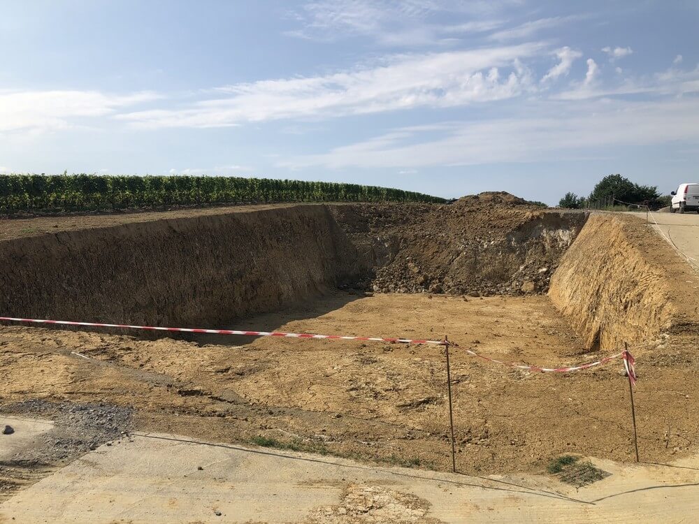 Terrassement dans exploitation agricole