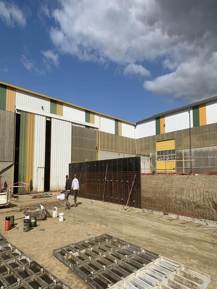 Réalisation d'un mur en béton banché à Aire sur l'Adour