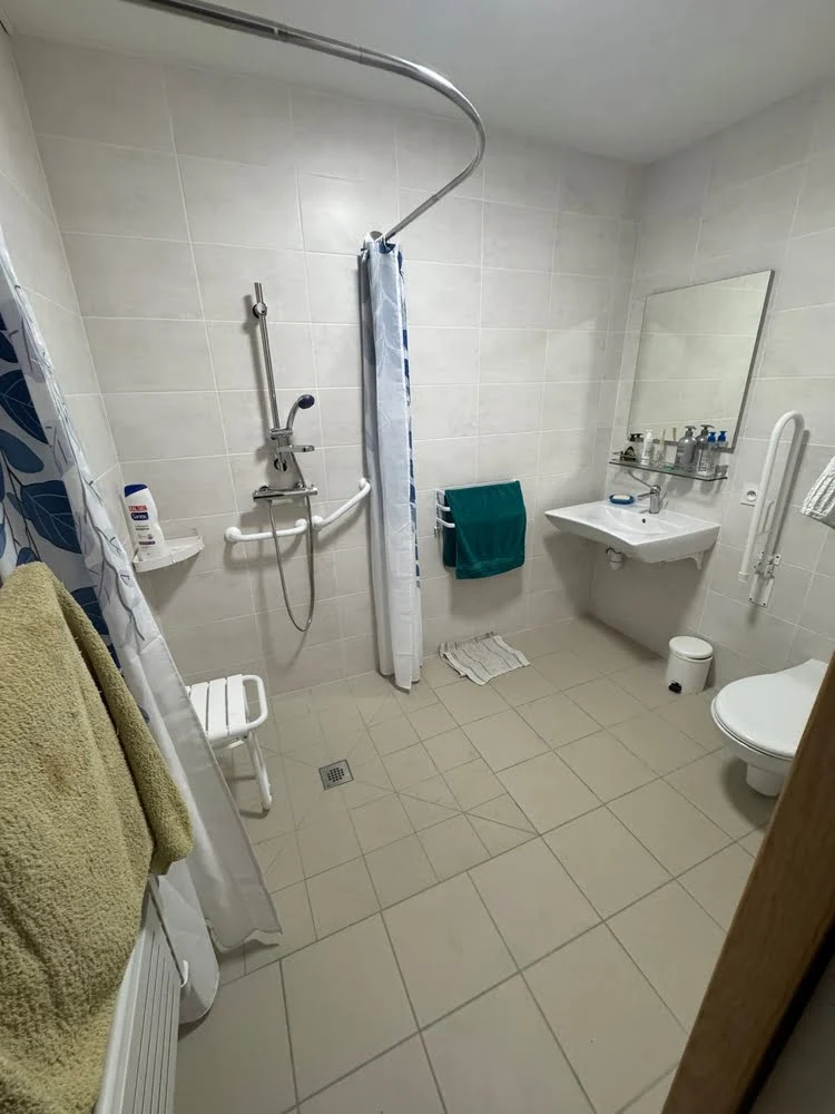 Mise en accessibilité d'une salle de bain - après