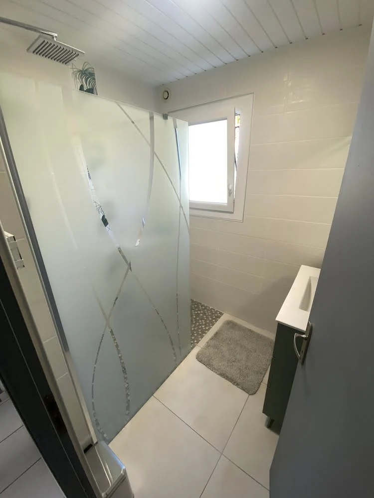 Salle de bains rénovée dans les Landes