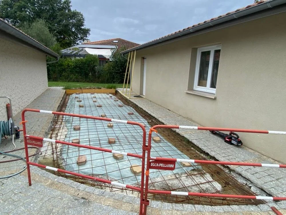 Mur de galets à rénover à Mont de Marsan