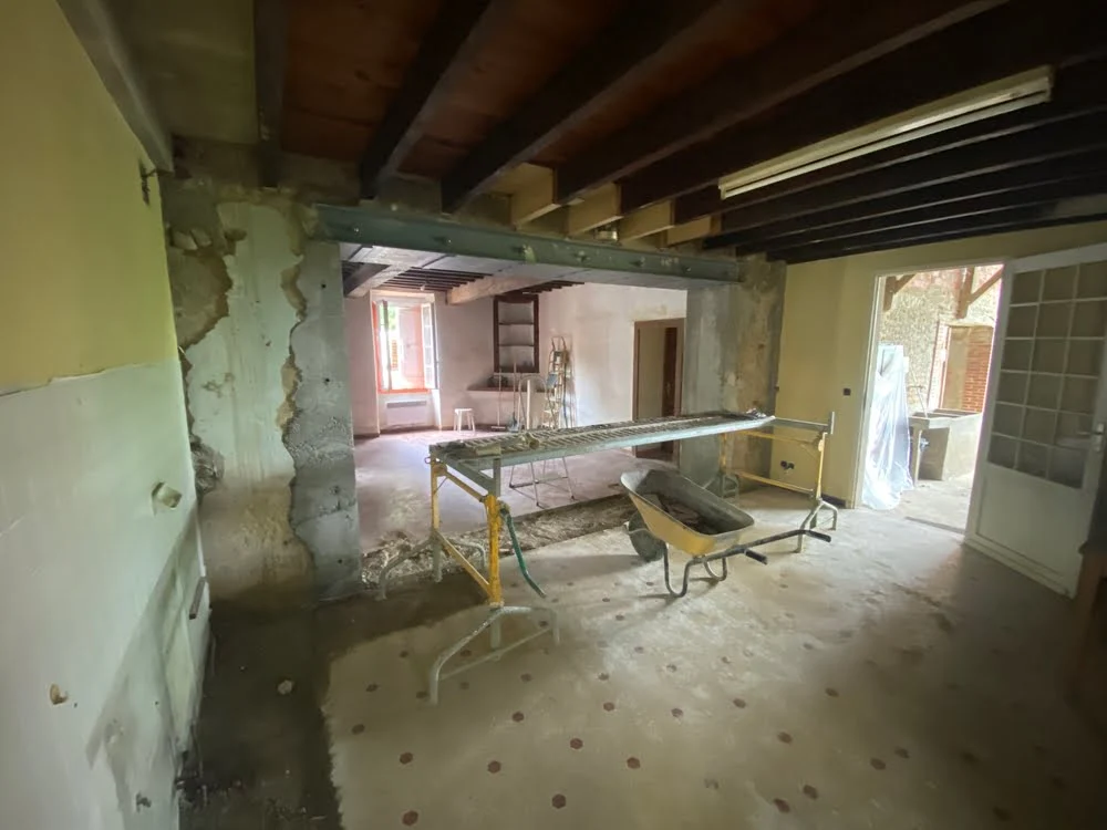 Pose de carrelage de sol en neuf