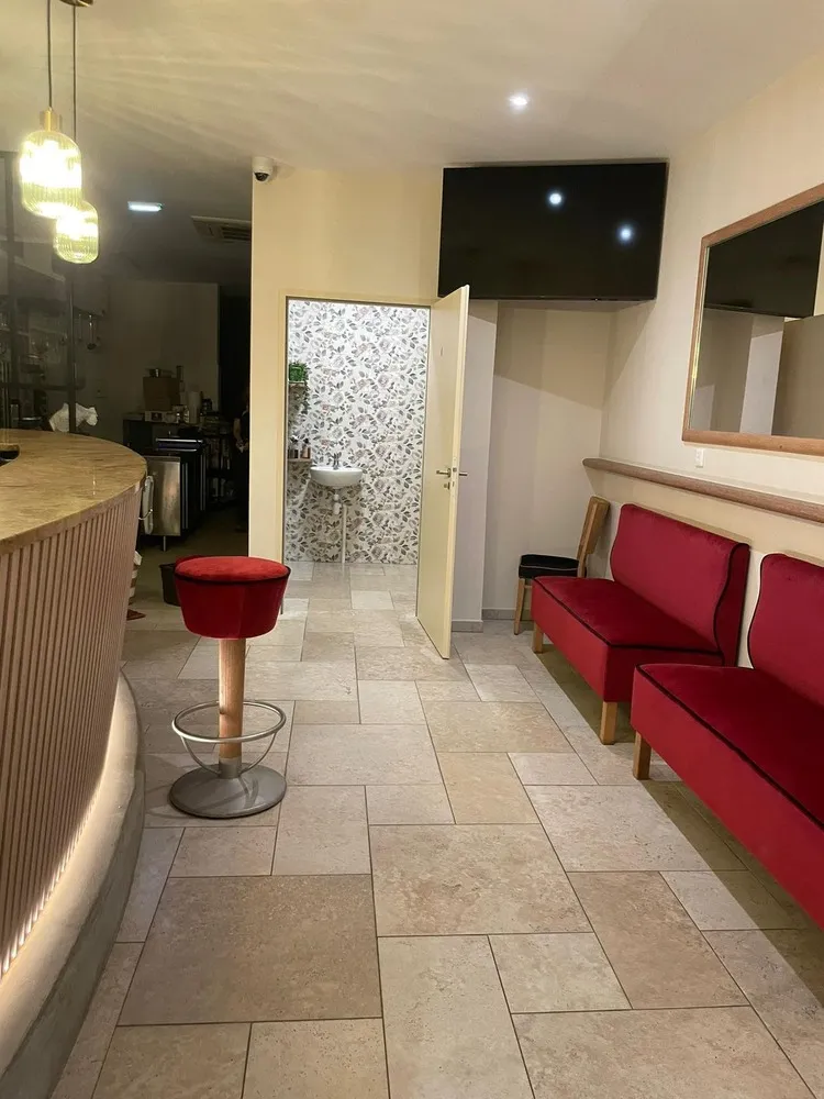 Agrandissement du local de Médicadour