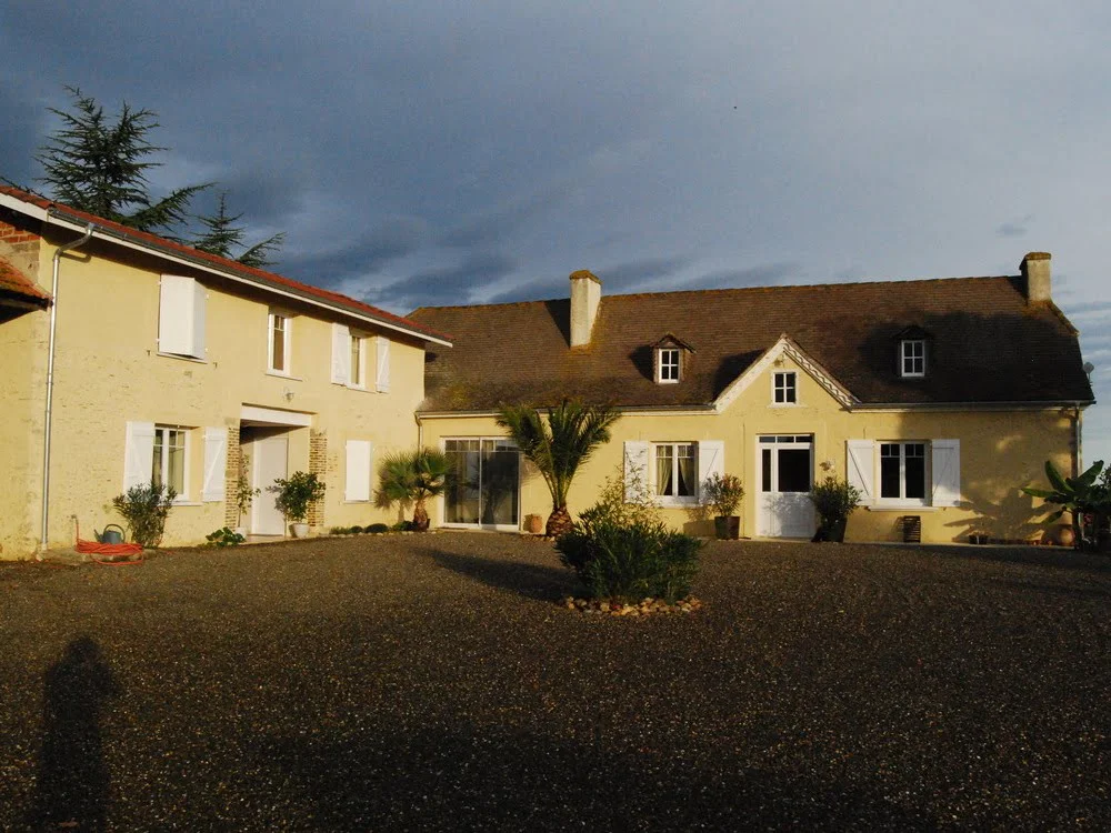 Façade réhabilité à Moncla par l'entreprise Pellarini