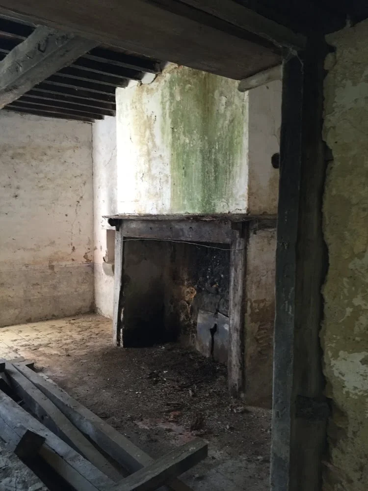 Maison ancienne à Moncla avant réhabilitation par l'entreprise Pellarini