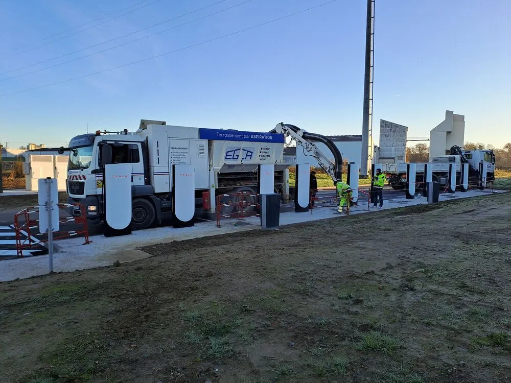 Réalisation de plateforme pour une cuve de 100 000 litres