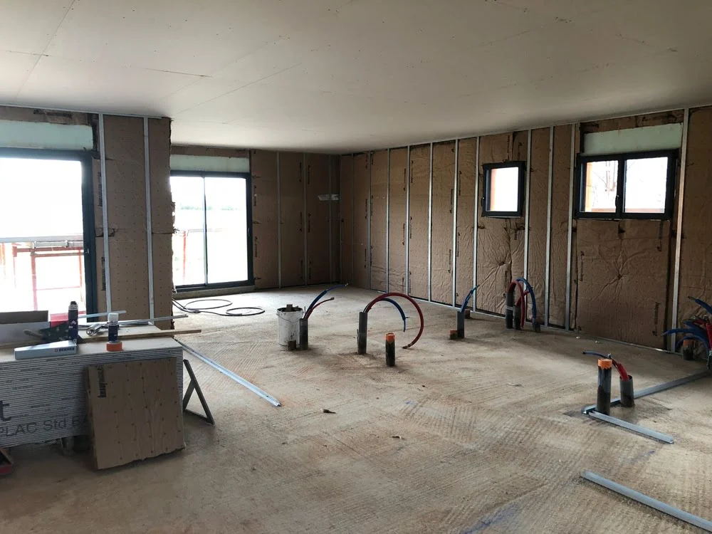 Pose de carrelage de sol en neuf