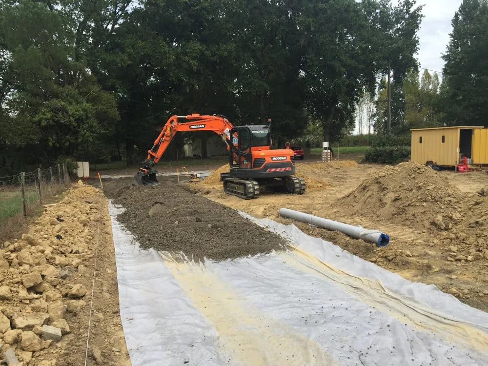 geotextile-chemin-acces-landes-gers Façade réhabilité à Moncla par l'entreprise Pellarini